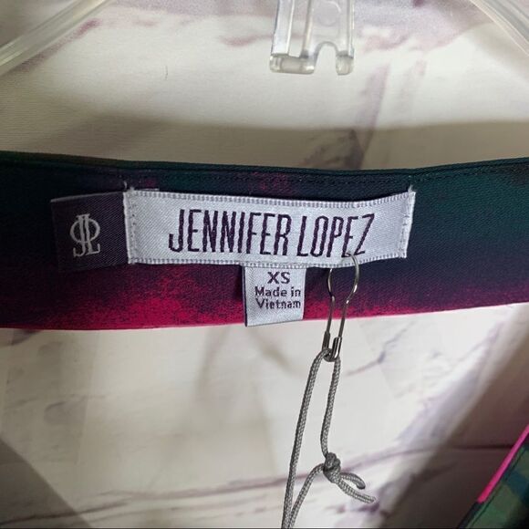 Jennifer Lopez XS or Small Top - BNWT! - Picture 4 of 4